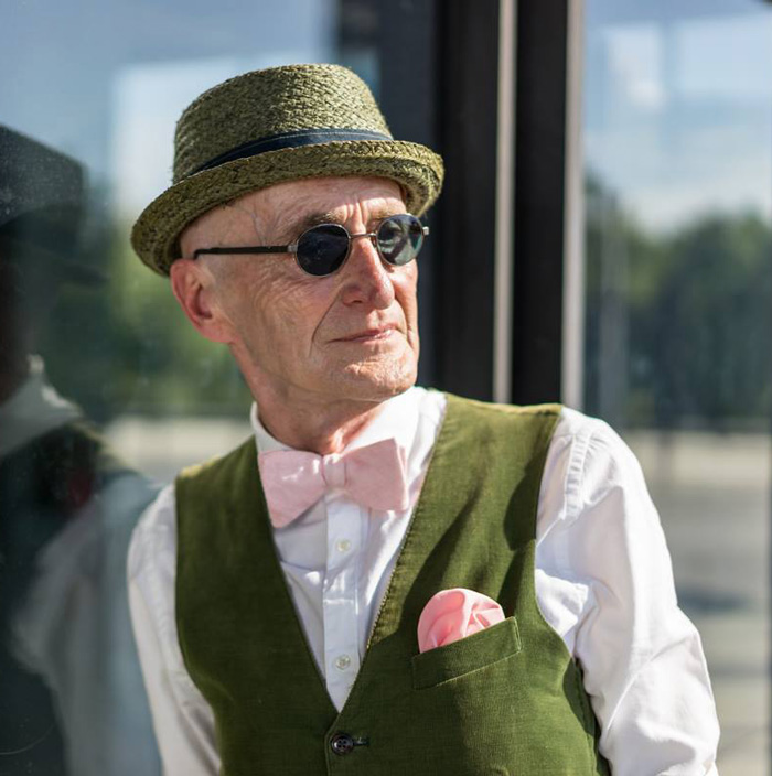 elderly-man-hipster-style-berlin-18