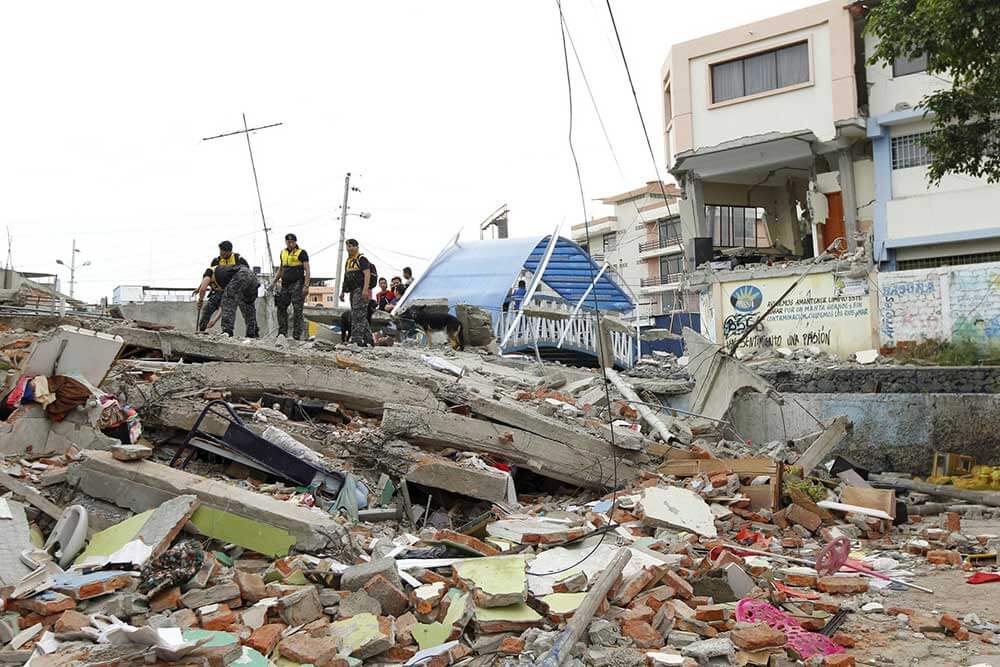 стихийные бедствия: Эквадор землетрясение